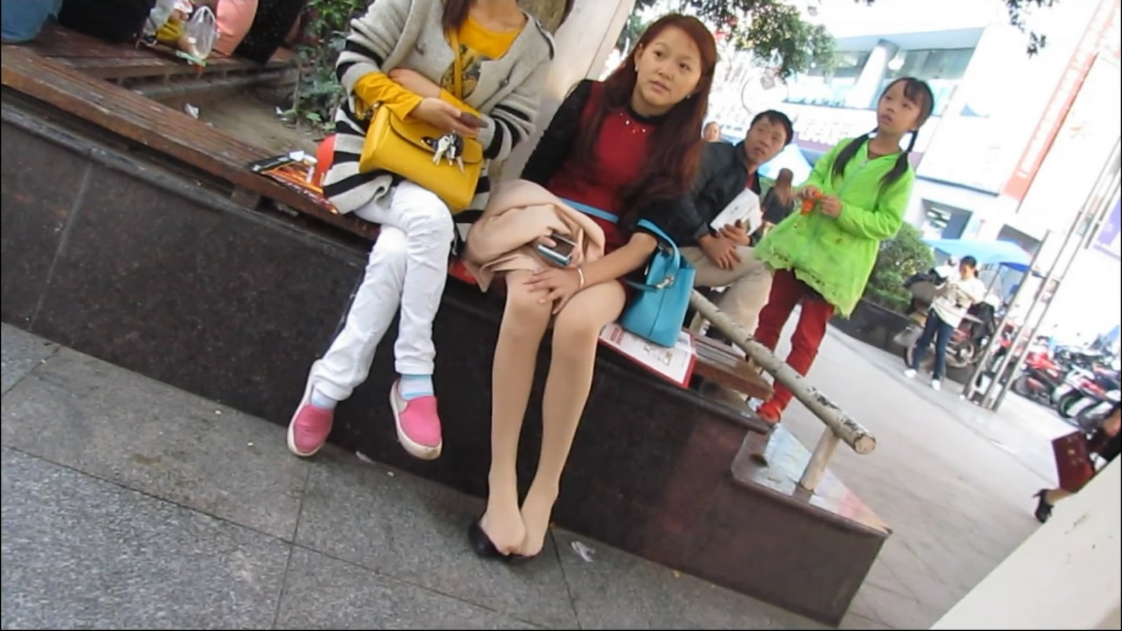 streetsnapshoep[00 01 06][20181210 204150 1]